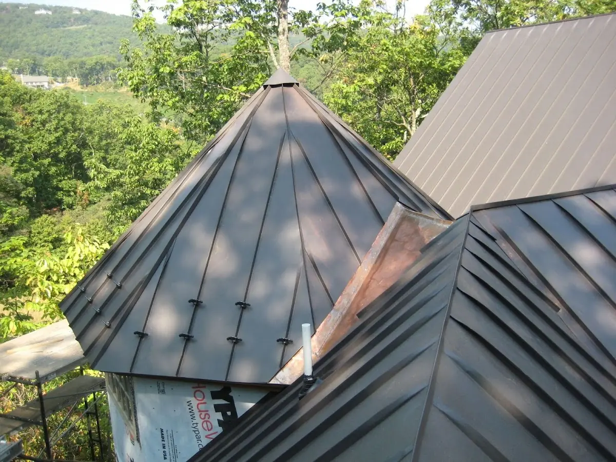 Professional Roof Tarp Installation by Craftsman Roofing in Lebanon